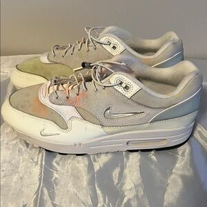 Nike Women's Pastel Sneakers